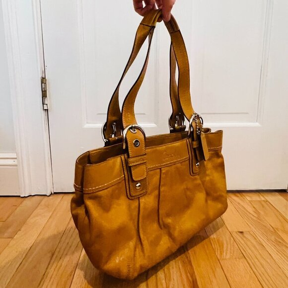 Gorgeous Y2K 2000 Hobo Leather Vintage Coach Shoulder Bag - Picture 12 of 16